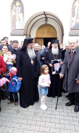 Doi ierarhi au slujit la Catedrala mitropolitană din Nürnberg de sărbătoarea Intrarea în Biserică a Maicii Domnului