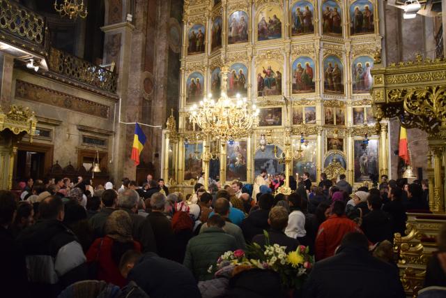 Părintele Rafail Noica, la Iași: „Cine judecă pe aproapele face un pas de lucrare antihristică”