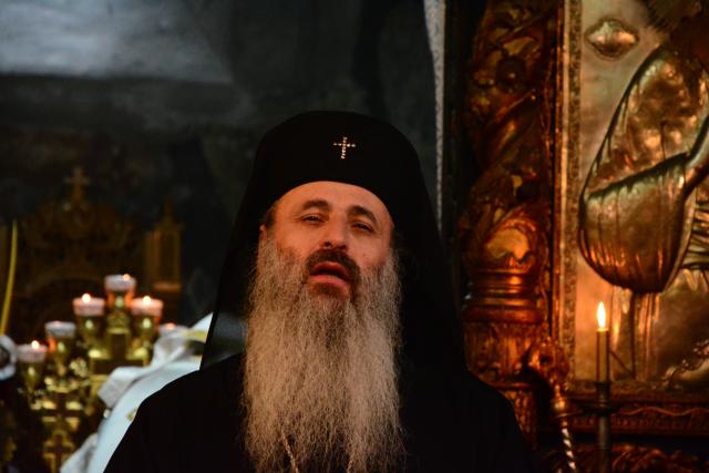 Sfântul Paisie Velicicovschi, sărbătorit prin Liturghie arhierească la Mănăstirea Neamț