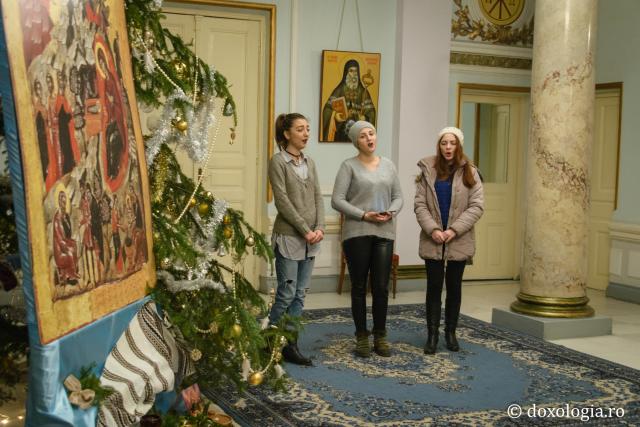 Colindători la Reședința Mitropolitană - Grup vocal