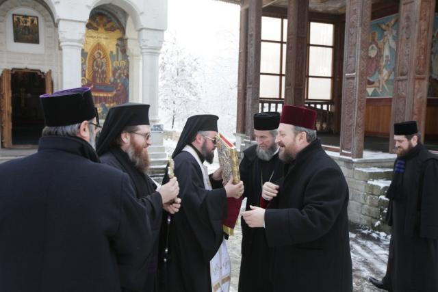 Noul Episcop al Maramureșului și Sătmarului a vizitat Mănăstirea Rohia