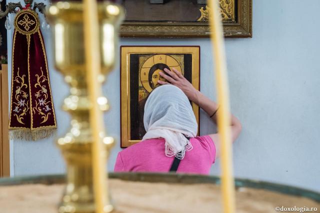(Audio) Predică la ziua Tămăduirii femeii gârbobe - Arhimandritul Dosoftei Șcheul