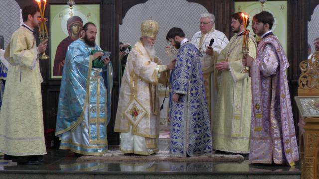 Slujire arhierească la hramul Catedralei din Suceava