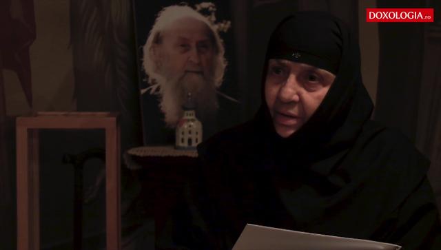 (Video) Monahia Mariam Zakka – „Întâlnirea cu duhovnicul: părintele Sofronie Saharov”
