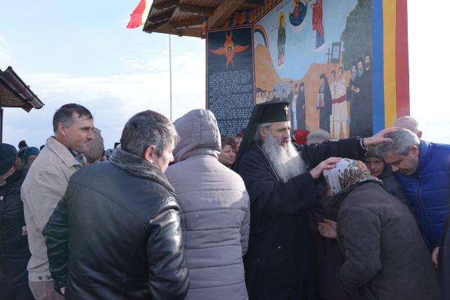 IPS Mitropolit Teofan, la Pleşani: „Smerenia îl ridică pe om în faţa lui Dumnezeu“