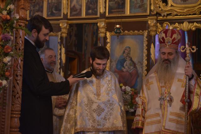 IPS Mitropolit Teofan, la Pleşani: „Smerenia îl ridică pe om în faţa lui Dumnezeu“