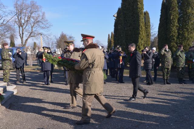 IPS Mitropolit Teofan: „Dumnezeu să ne dăruiască putere pentru a nu uita lecţia trecutului“