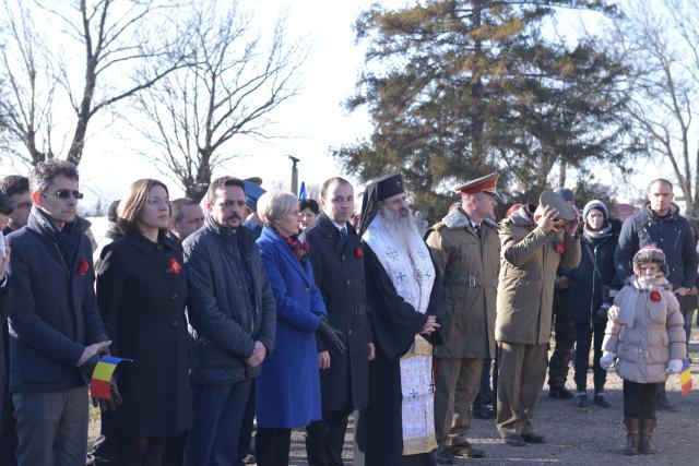 IPS Mitropolit Teofan: „Dumnezeu să ne dăruiască putere pentru a nu uita lecţia trecutului“