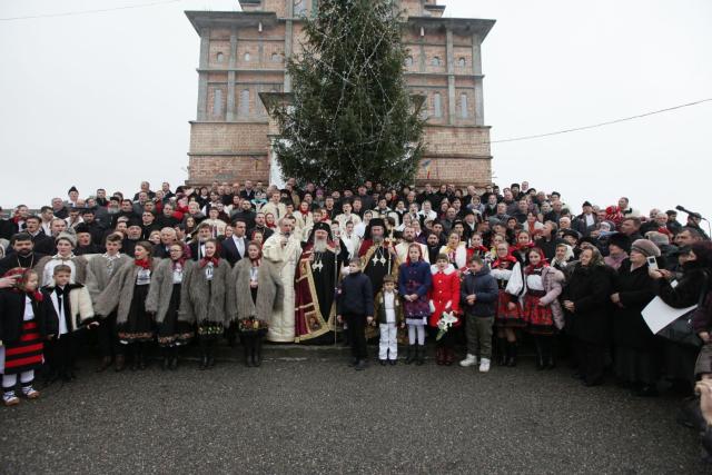Preasfinţitul Părinte Iustin, noul Episcop al Maramureşului şi Sătmarului