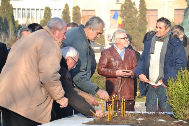 Slujbă de pomenire pentru eroii Revoluției din 1989, la Iași