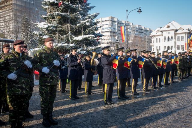 Drapelul de luptă al Brigăzii 15 Mecanizată „Podu Înalt” a fost decorat