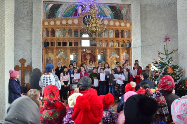 Concert caritabil de colinde şi conferinţă despre familie în Parohia Todireşti II