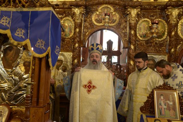 Noul protoiereu de Târgu Neamț, hirotesit de IPS Părinte Mitropolit Teofan