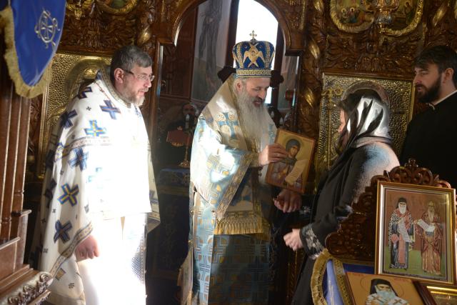 Noul protoiereu de Târgu Neamț, hirotesit de IPS Părinte Mitropolit Teofan