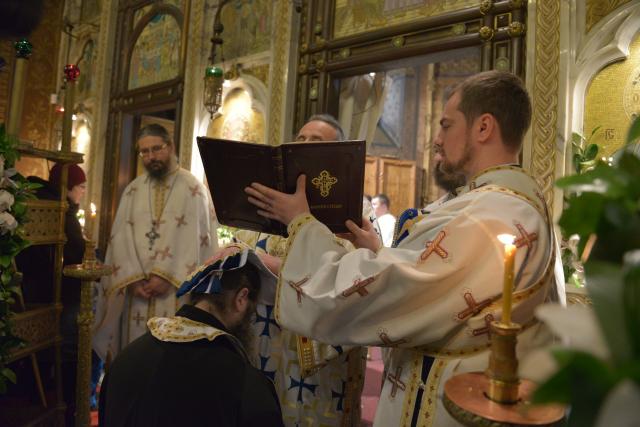 Mitropolitul Moldovei, la hramul Mănăstirii „Sfinţii Trei Ierarhi”: „Singurul lucru cu adevărat mare în lume este smerenia”