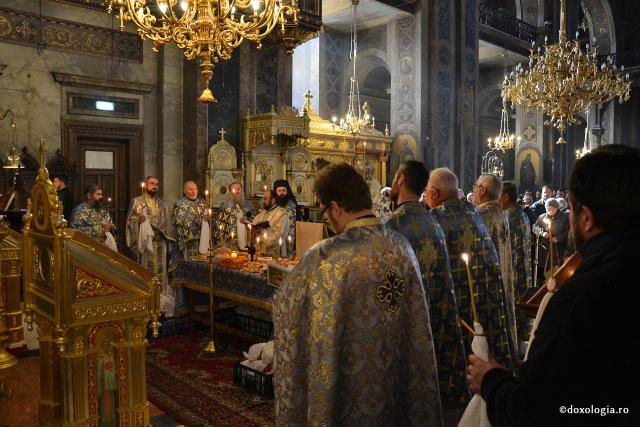 Slujbă de pomenire pentru Mitropolitul Iosif cel sfânt și milostiv al Moldovei
