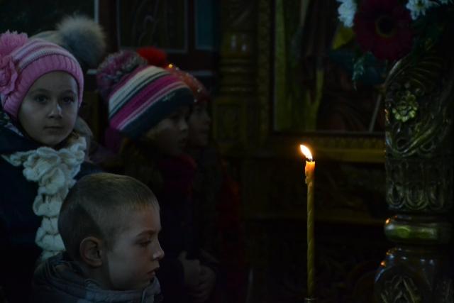 Liturghie și vizită arhierească la Todirești