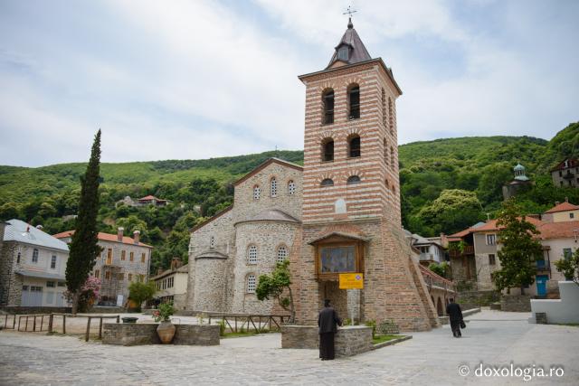 Biserica Protaton