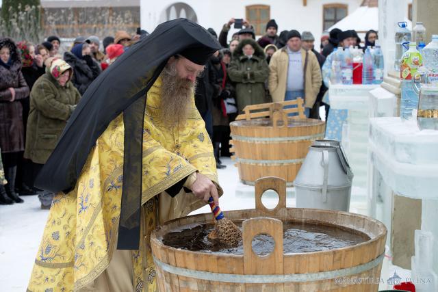 Boboteaza la Mănăstirea Putna