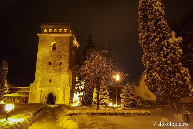 Iarna la Mănăstirea Golia (galerie FOTO)