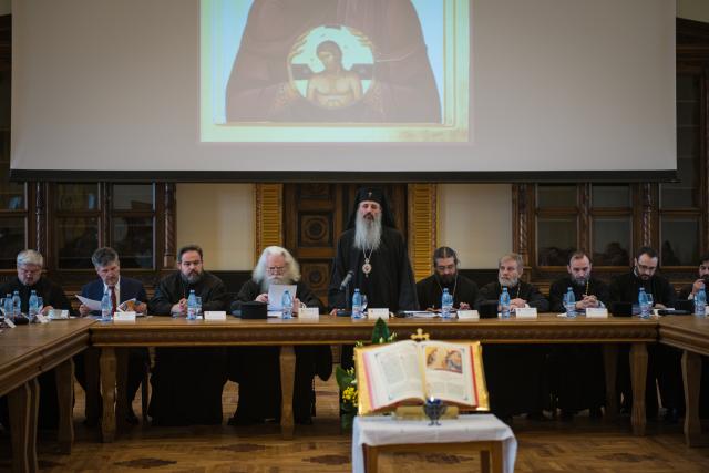Slujind pe Cale, mărturisind Adevărul, primind Viața  – o sinteză a activității Arhiepiscopiei Iașilor în anul 2016