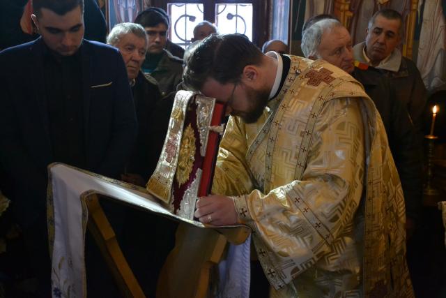 Mitropolitul Moldovei și Bucovinei, la Poiana-Vorona: „Să nu-i judecăm pe cei care au căzut în păcate grele”