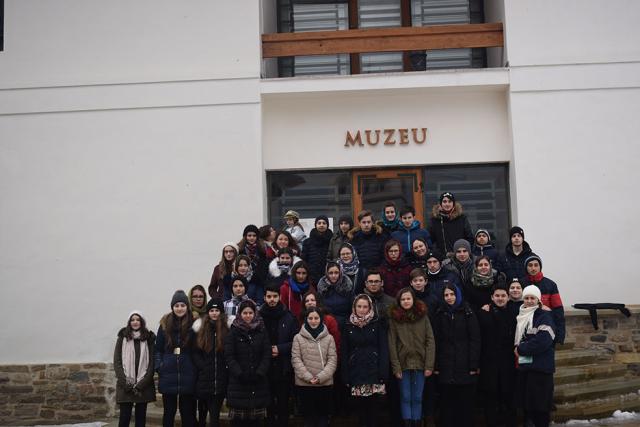 Membri ai ATOR Paşcani, acasă la Voievodul Ştefan cel Mare şi Sfânt