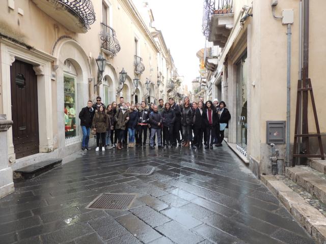 Promovarea istoriei oraşului Dorohoi în cadrul proiectului Erasmus+ la care participă Seminarul Teologic Liceal „Sf. Ioan Iacob“