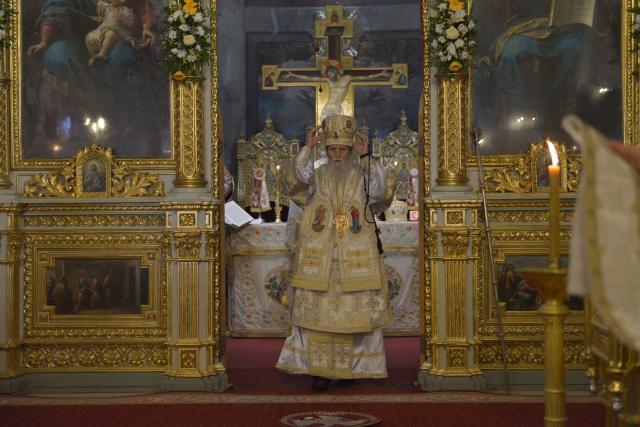 Patru ierarhi, la hramul istoric al Catedralei mitropolitane din Iași