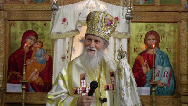 Credincioşii din Leucuşeşti s-au rugat împreună cu arhipăstorul lor