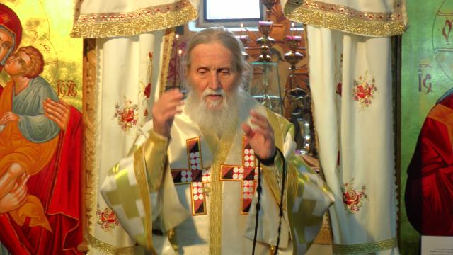 Credincioşii din Leucuşeşti s-au rugat împreună cu arhipăstorul lor