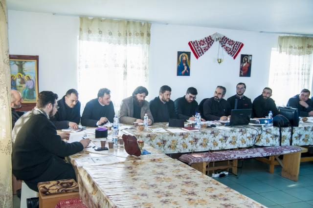 Atelier catehetic de formare a preoţilor în Protopopiatul Darabani