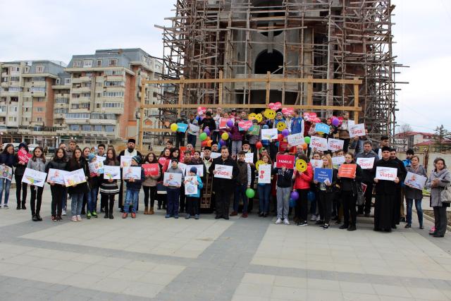 „Marșul pentru Viață” în Arhiepiscopia Iaşilor (galerie FOTO)