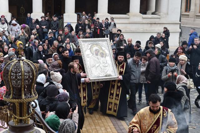 Patriarhul României a adus cinstire icoanei „Iordăniţa”