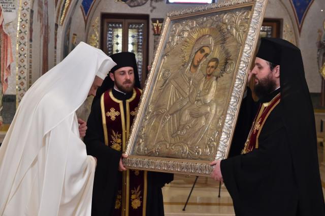 Patriarhul României a adus cinstire icoanei „Iordăniţa”