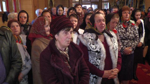 IPS Arhiepiscop Pimen: „Orice lucru ar trebui să-l începem însemnându-ne cu semnul Sfintei Cruci“