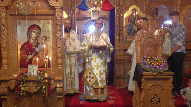 IPS Arhiepiscop Pimen: „Orice lucru ar trebui să-l începem însemnându-ne cu semnul Sfintei Cruci“
