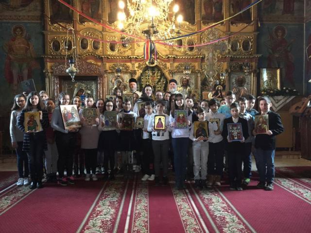 „Vlăstarele” Ortodoxiei cinstesc sfintele icoane