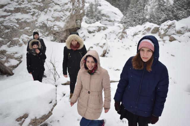 Echipa emisiunii „Tineri către tineri“, în excursie pe Rarău