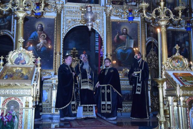Liturghia Darurilor mai înainte sfinţite unită cu Vecernia, la Catedrala Mitropolitană din Iaşi