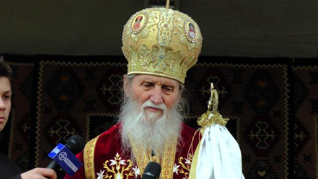 IPS Arhiepiscop Pimen, la hramul Mănăstirii Moldovița: „Ascultarea aduce linişte sufletească“