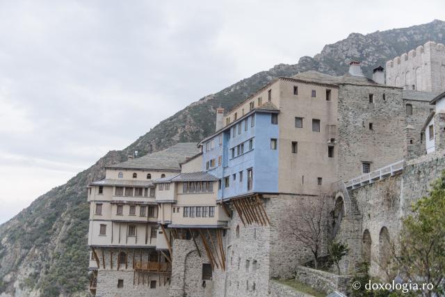 Ansamblul clădirilor Mănăstirii Dionisiu