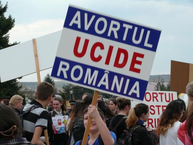 Numeroase mesaje pro viaţă, la Fălticeni