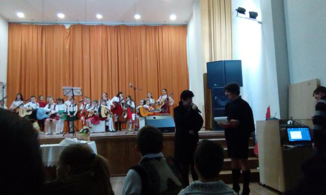 „Flori pentru mama“, la Vânători-Neamţ
