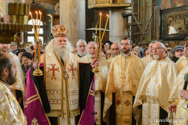 Procesiune în ajun de Florii la Iași (galerie FOTO)