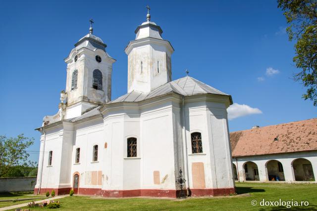 Mănăstirea sârbească de la Bezdin