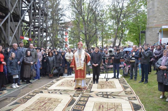 Mitropolitul Teofan, la Botoşani: „Om liber, adică biruitor, nu este decât cel care-l iubeşte pe celălalt“
