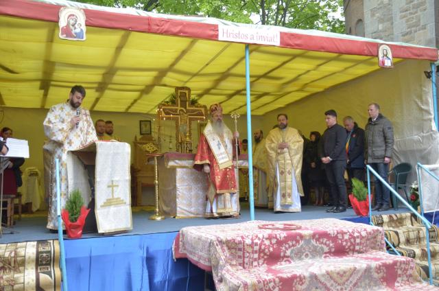 Mitropolitul Teofan, la Botoşani: „Om liber, adică biruitor, nu este decât cel care-l iubeşte pe celălalt“