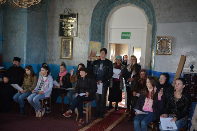 Cateheze demonstrative în două parohii din Protopopiatul Săveni