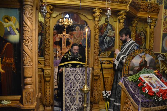 Denia celor 12 Evanghelii, oficiată de IPS Mitropolit Teofan la Mănăstirea Vlădiceni
